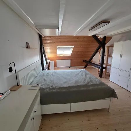 Apartman Entire 10 Min From Train Station *