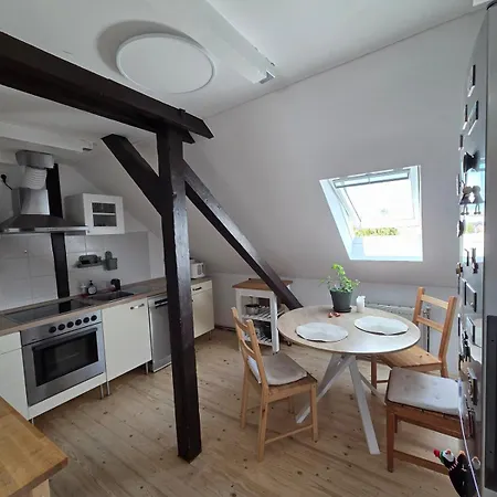 Entire 10 Min From Train Station Sattledt