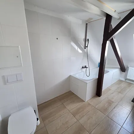 Entire 10 Min From Train Station Sattledt